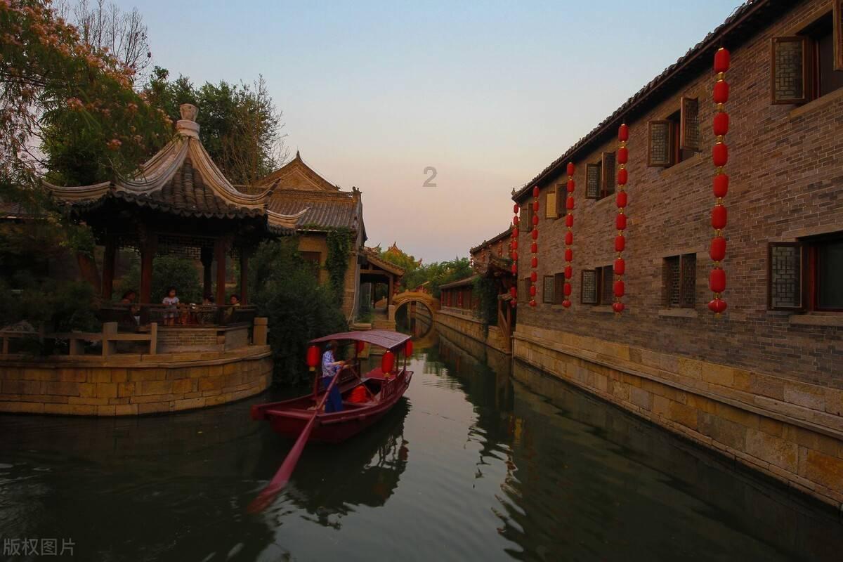 逃离无人大住宅